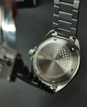 Tag Heuer Formula 1 Quartz Green Dial Silver Steel Strap Watch for Men - WAZ1017.BA0842