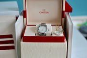 Omega Seamaster Aqua Terra Quartz Diamonds Mother of Pearl Dial Silver Steel Strap Watch for Women - 220.10.28.60.55.001