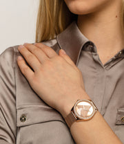Guess Tri Glitz Quartz Diamonds Rose Gold Dial Rose Gold Mesh Bracelet Watch For Women - W1142L4